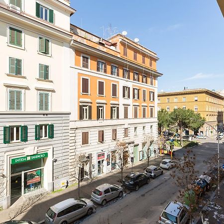 Jukebox & Rooms B&B Rome Buitenkant foto